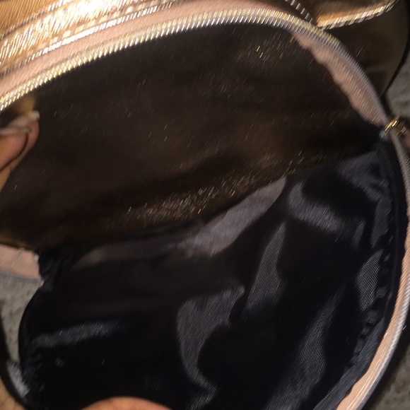 Backpack - Picture 5 of 6